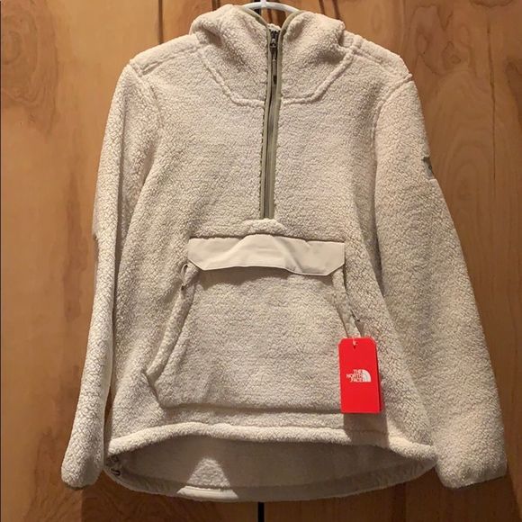 BRAND NEW The North Face sherpa hoodie Jackets Coats